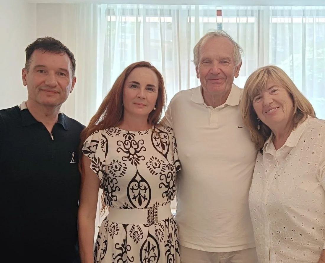 Zľava doprava: Valeriy Danyuk, Larisa Danyuk, doc. Petr Kolísko a MUDr. Milada Sárová – Luxury Spa & Medical Wellness Hotel Prezident, Karlovy Vary
